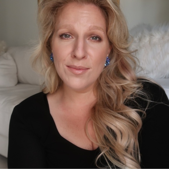 Vintage Weiss Aurora Borealis Rhinestone Clip Earrings Blue Flower Cluster Star - Picture 2 of 14